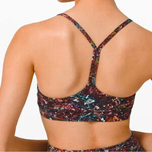 Lululemon Flow Y Bra Nulu *Light Support, B/C Cup
Foliage Overlay Multi